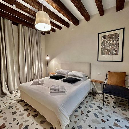 Farini Suites Wi-Fi Venedig Exteriör bild