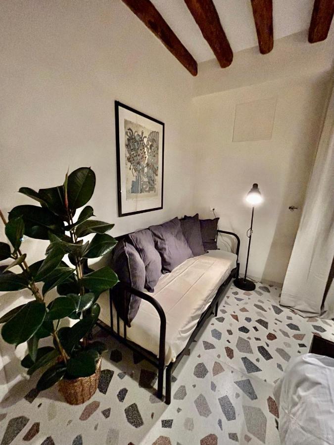 Farini Suites Wi-Fi Venedig Exteriör bild