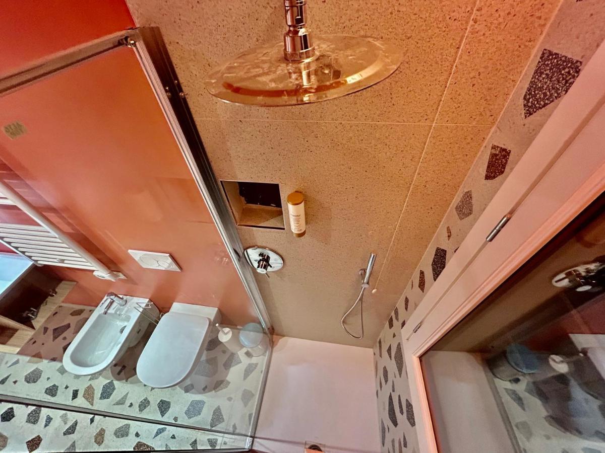 Farini Suites Wi-Fi Venedig Exteriör bild
