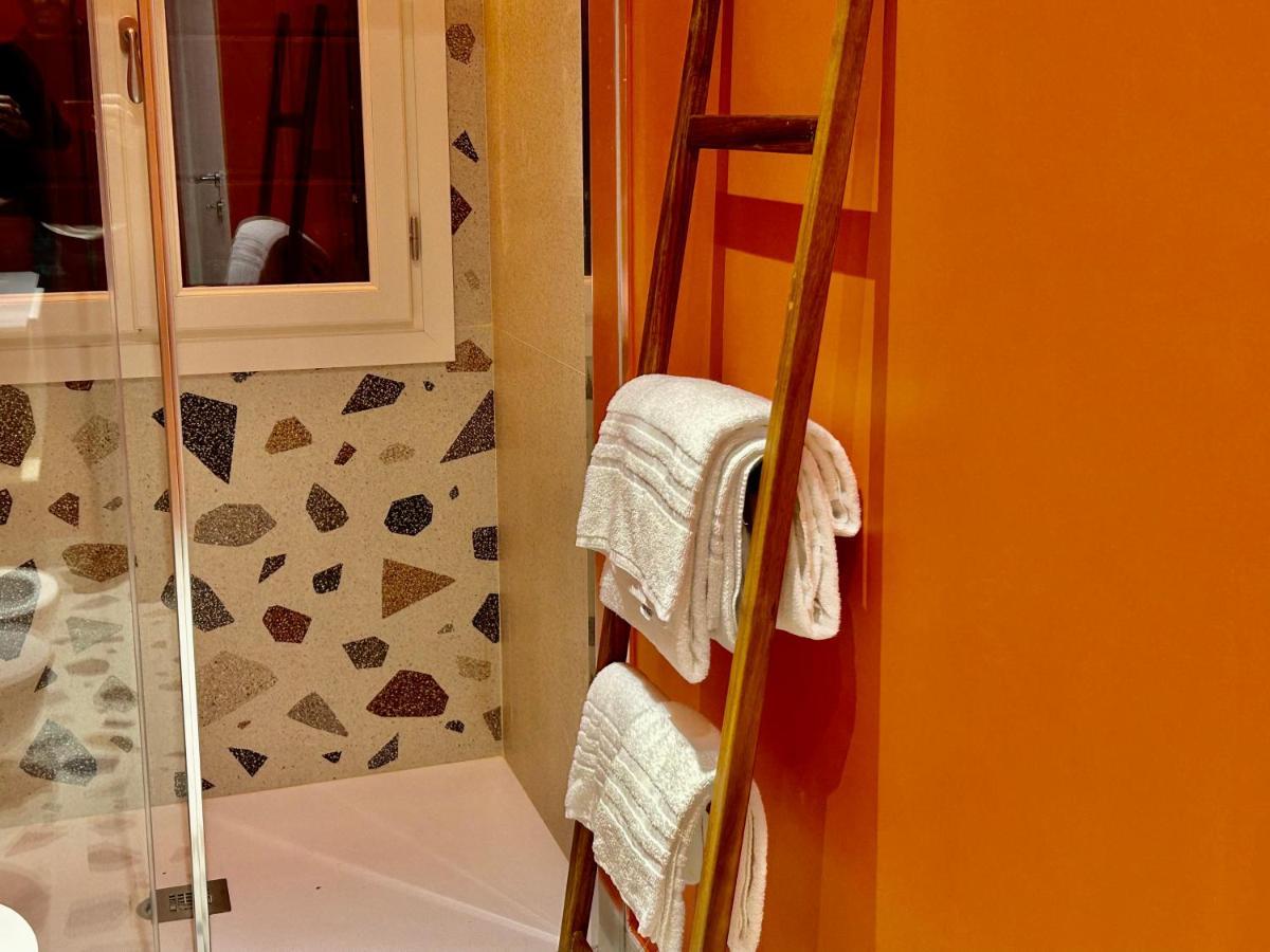 Farini Suites Wi-Fi Venedig Exteriör bild