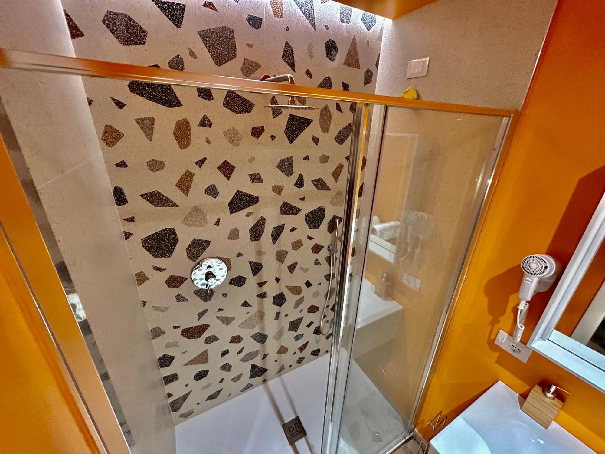 Farini Suites Wi-Fi Venedig Exteriör bild