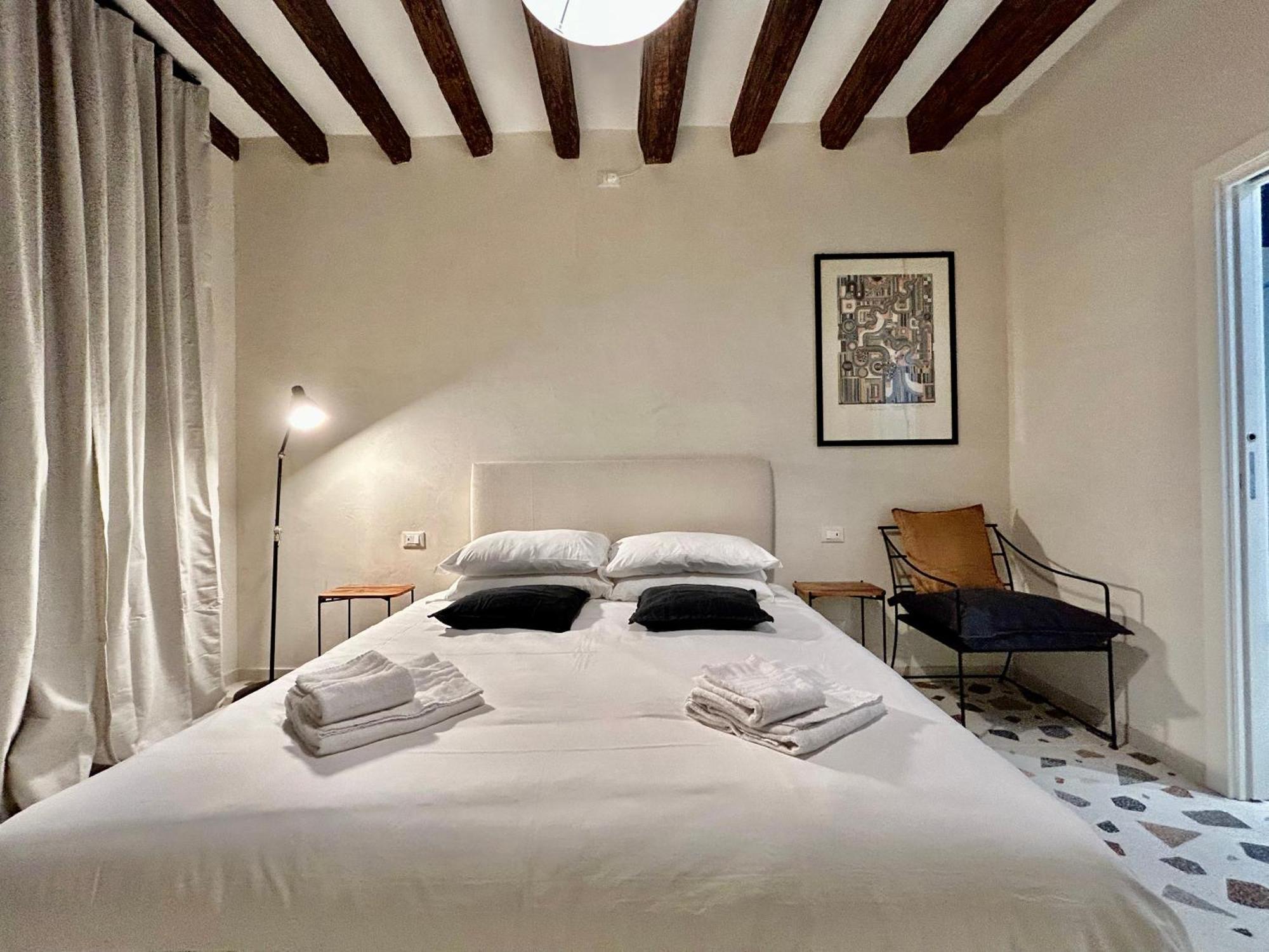 Farini Suites Wi-Fi Venedig Exteriör bild