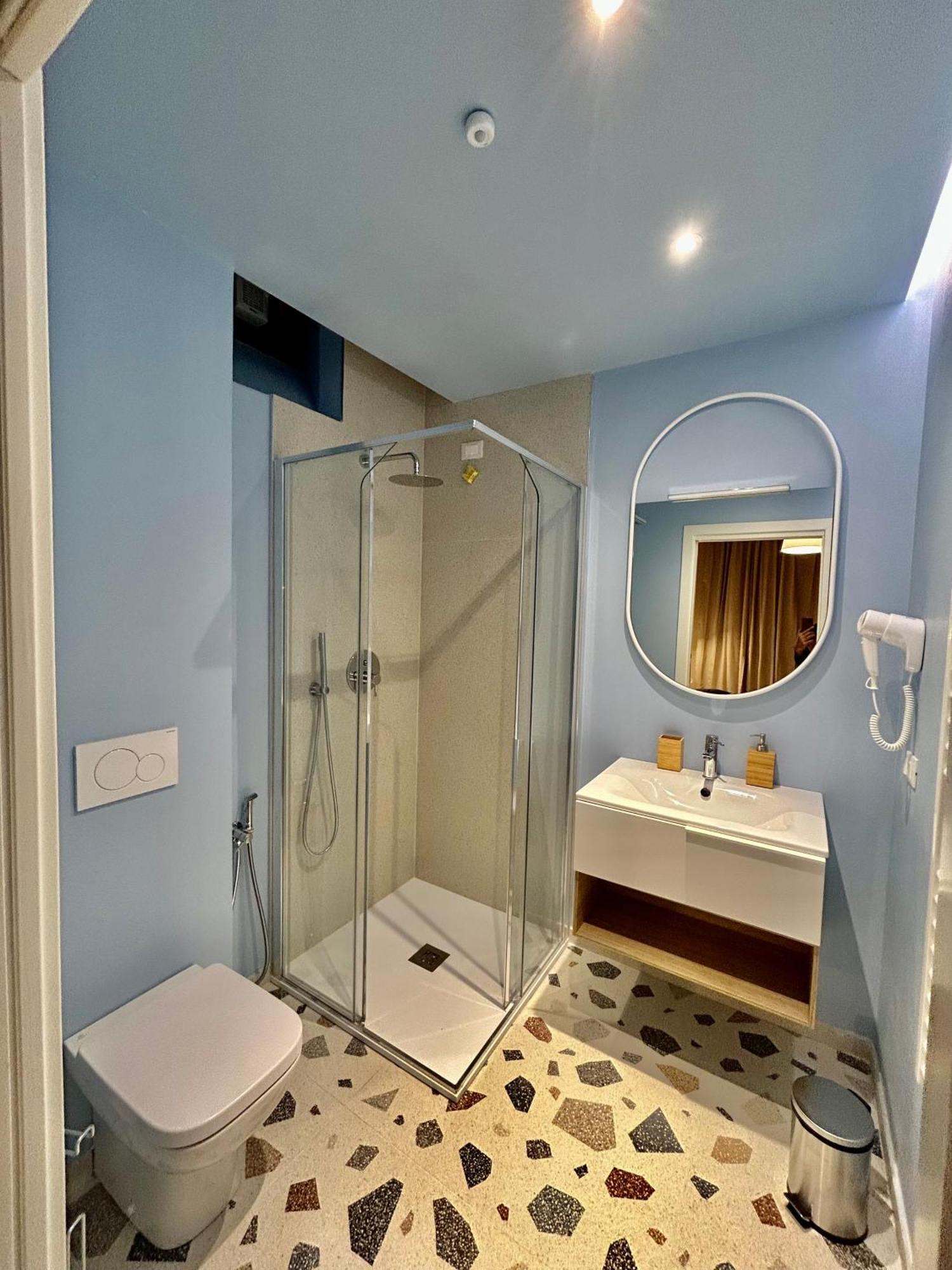 Farini Suites Wi-Fi Venedig Exteriör bild