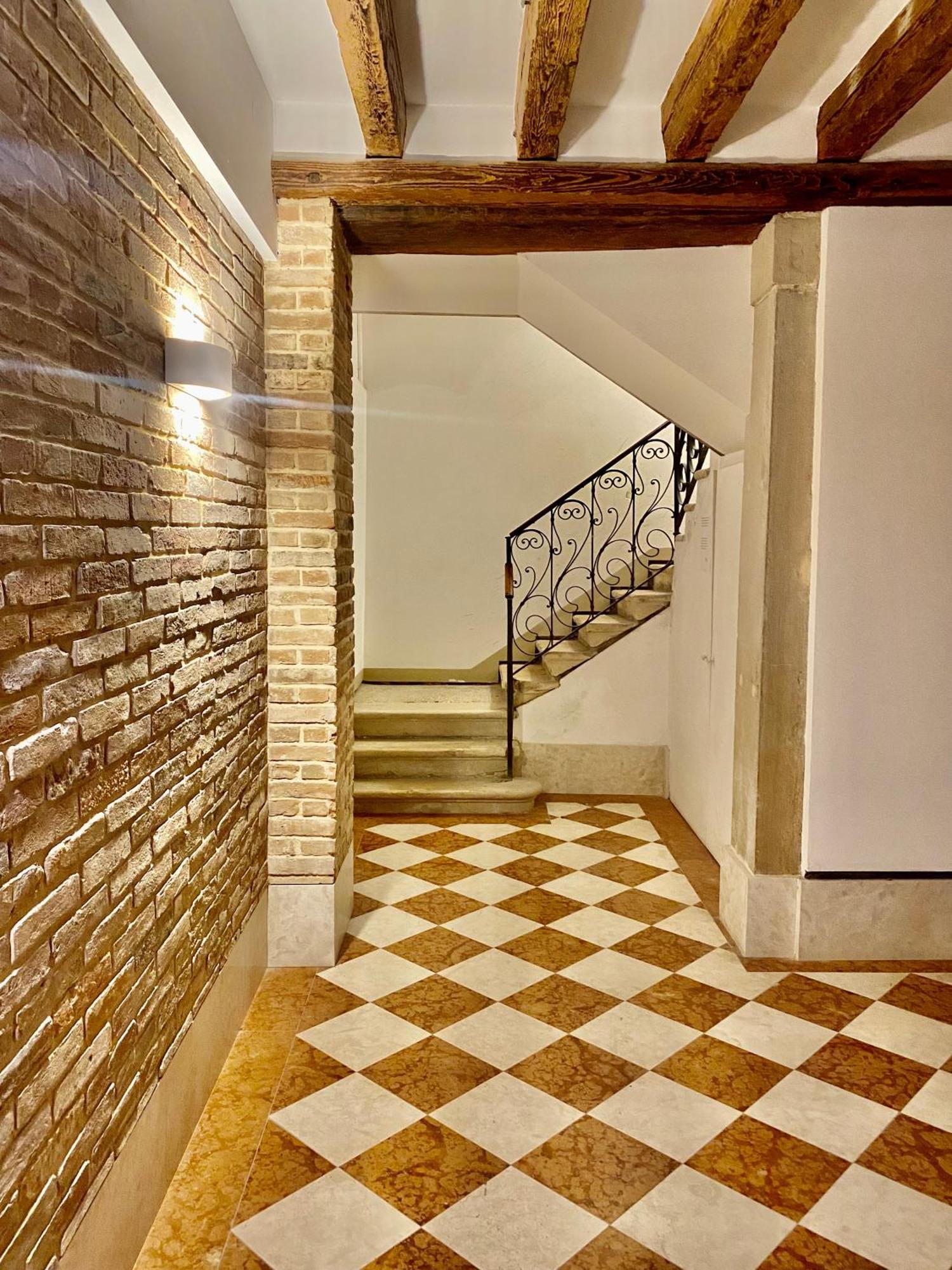 Farini Suites Wi-Fi Venedig Exteriör bild